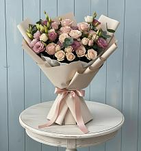 Букет цветов из:  Розы и Лизиантусы в Ореховке