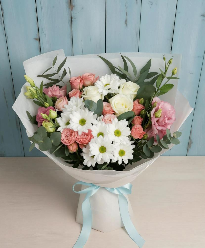Букет цветов из: Розы, Лизиантусы и Хризантемы в Ореховке