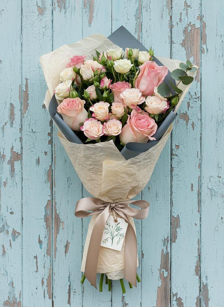 Букет цветов из: Розы в Ореховке