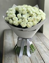 Букет 35 Белых роз в Ореховке