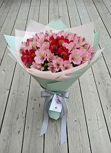 Букет цветов из:  Альстромерии в Ореховке