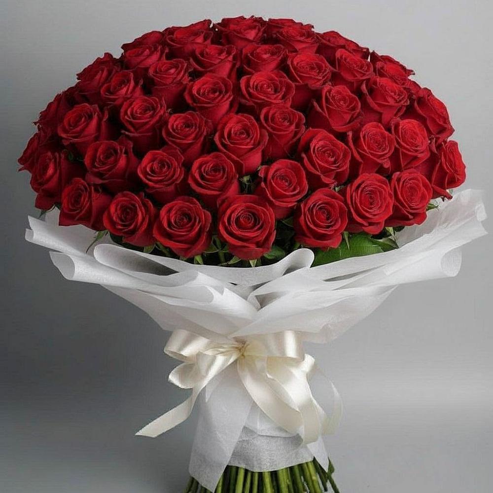Букет 101 Красная роза Блэк Мэджик в Ореховке