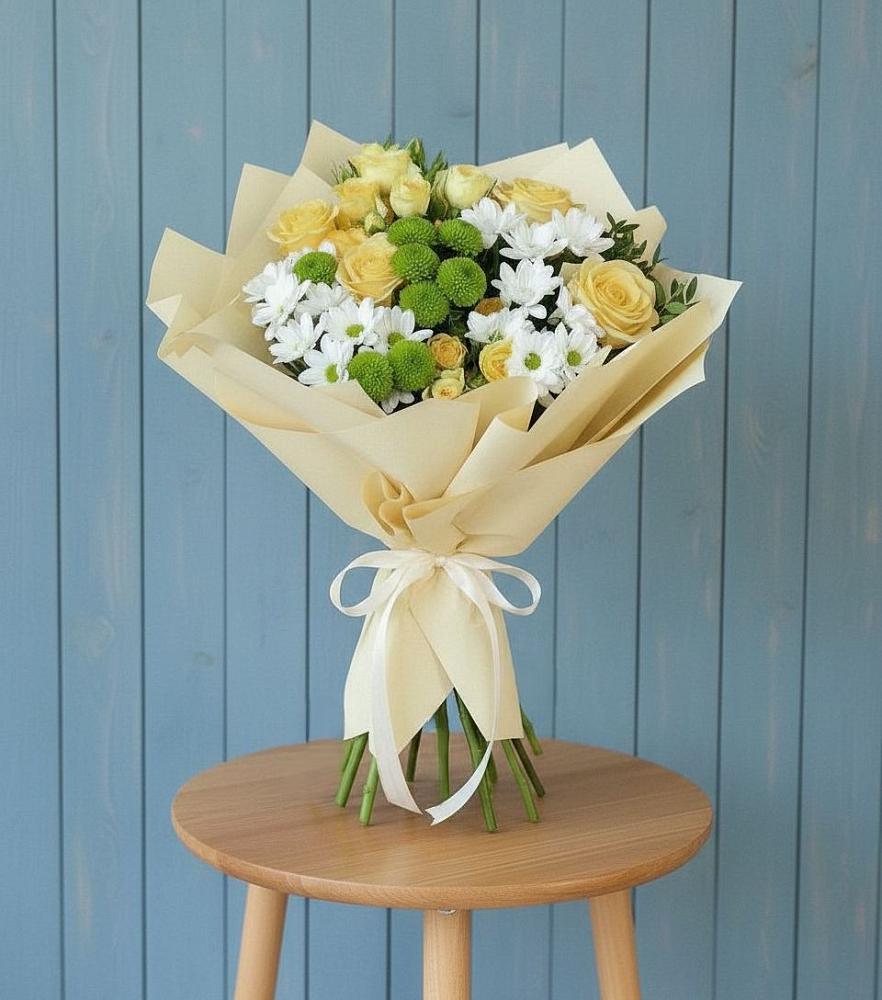 Букет цветов из: Хризантемы и Розы в Ореховке