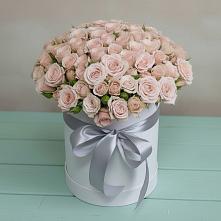 Цветочная композиция из Розы в шляпной коробке в Ореховке