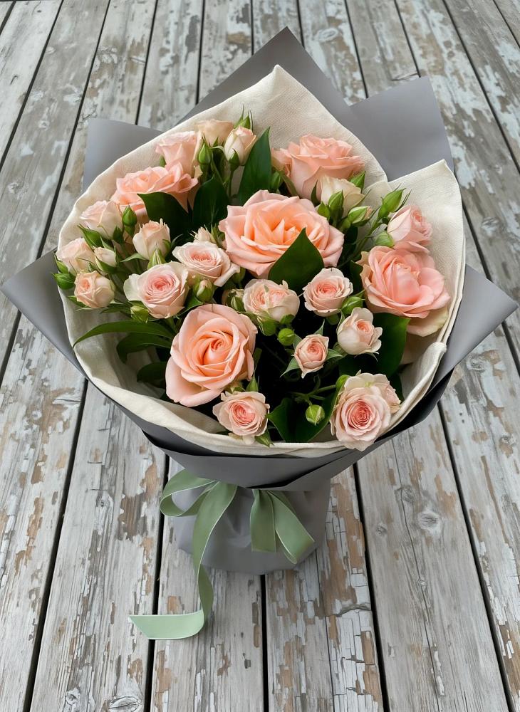 Букет цветов из: Розы в Ореховке