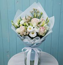 Букет цветов из:  Розы и Лизиантусы #REPLACE_PRED# Ореховке