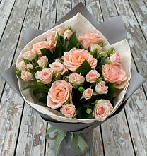 Букет цветов из:  Розы в Ореховке