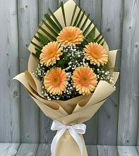 Букет цветов из:  Герберы в Ореховке