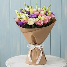Букет цветов из:  Лизиантусы в Ореховке