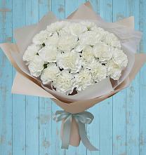 Букет цветов из:  Гвоздики в Ореховке