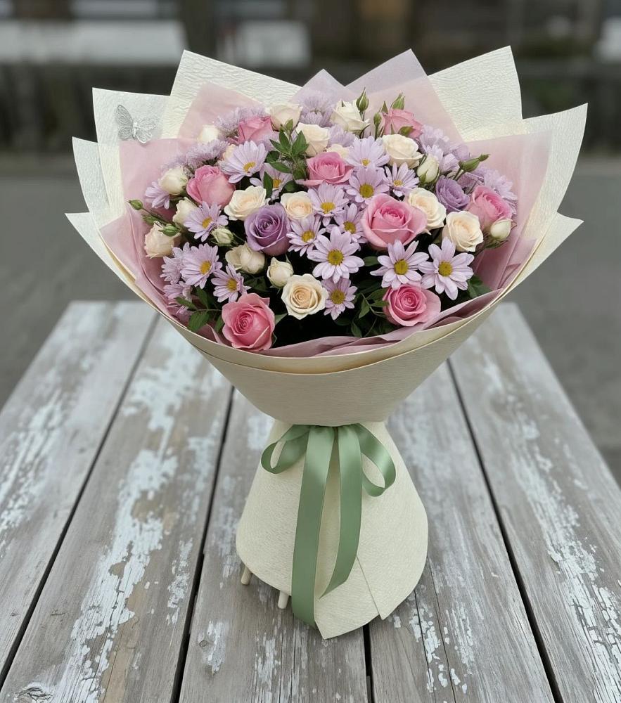 Букет цветов из: Розы и Хризантемы в Ореховке
