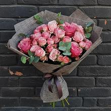 Букет цветов из:  Розы в Ореховке
