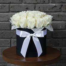 Цветочная композиция из Розы в шляпной коробке в Ореховке