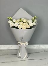 Букет цветов из:  Розы и Лизиантусы в Ореховке